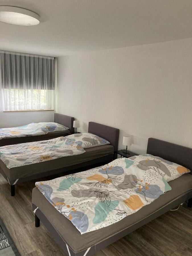 Haupt 3 Vandrarhem Eningen unter Achalm Exteriör bild